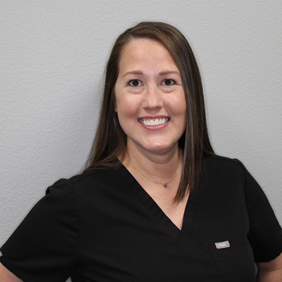 Registered dental assistant Raegan